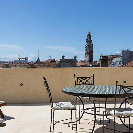 Rooftop In Porto! شقة بورتو